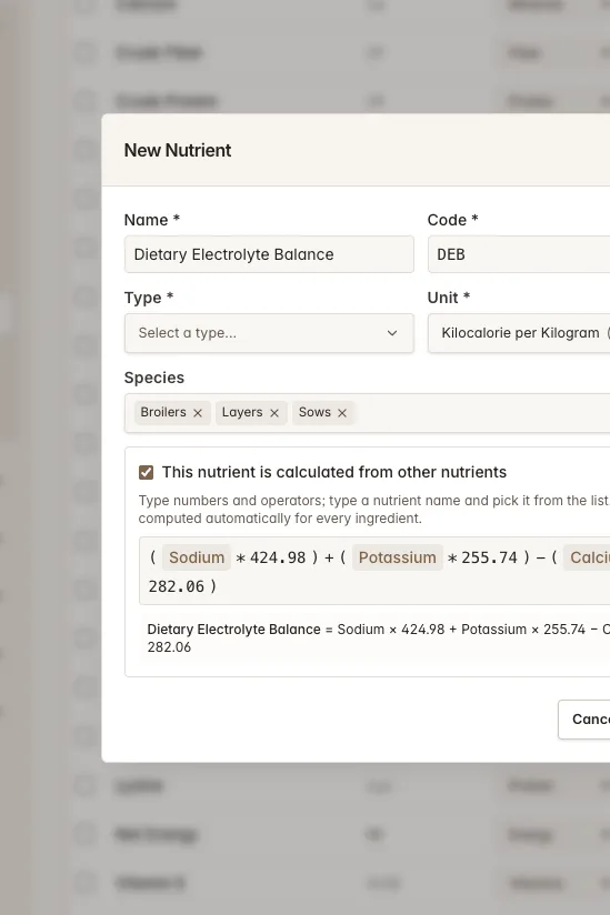 Specifications matrix: materials × nutrients with computed (FX) values — Feedsoft feed formulation software